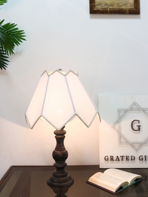 

Grated Ginger Black & White Solid Handcrafted Table Lamp