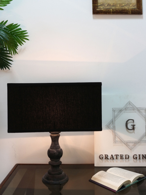 

Grated Ginger Black Solid Handcrafted Table Lamp