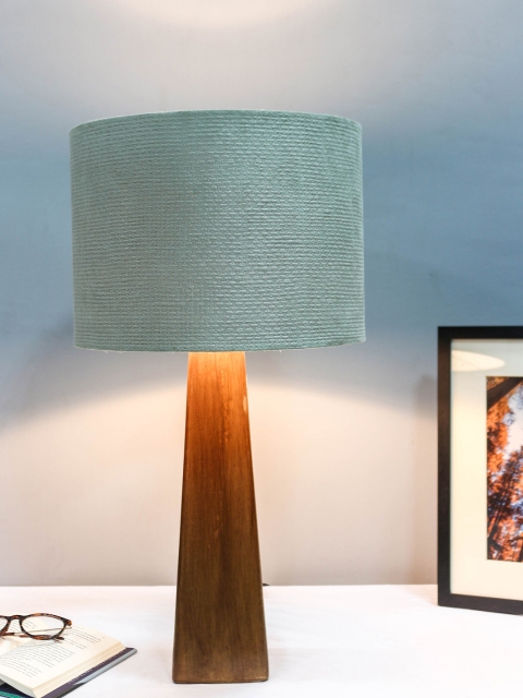 

Grated Ginger Brown & Beige Textured Handcrafted Table Top Lamp with Shade