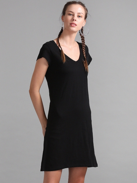 

GAP Women Black Solid T-Shirt Dress