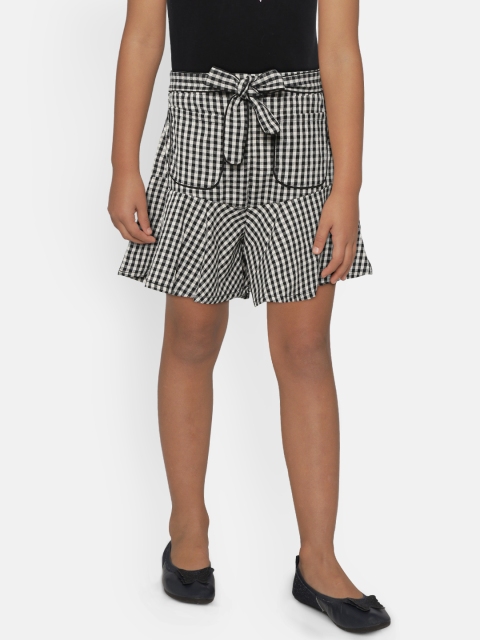 

Natilene Girls Off-White & Black Checked Regular Fit Shorts