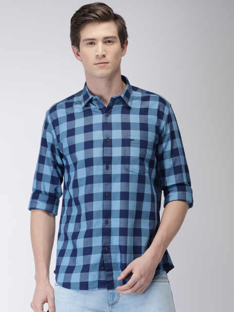 

Park Avenue Men Blue Slim Fit Checked Casual Shirt