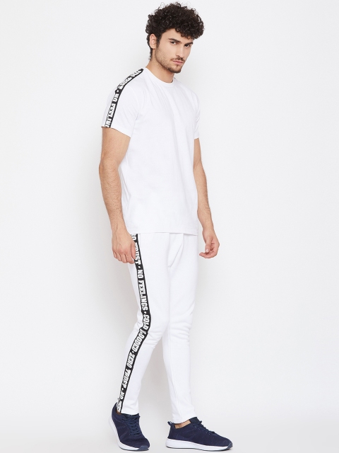 

FUGAZEE Men White Solid Tracksuit