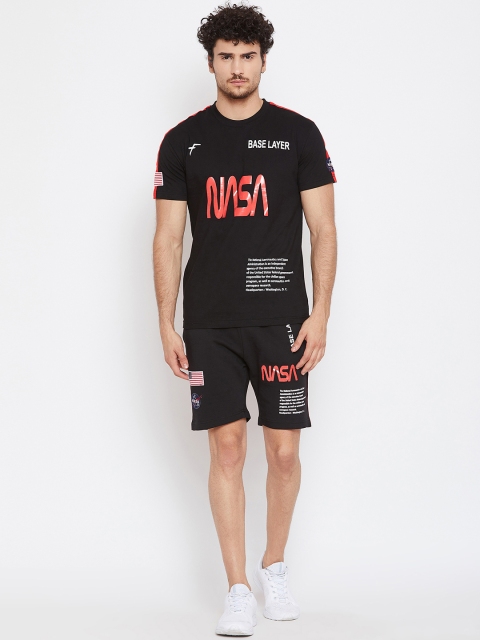 

FUGAZEE Men Black Printed Tracksuit