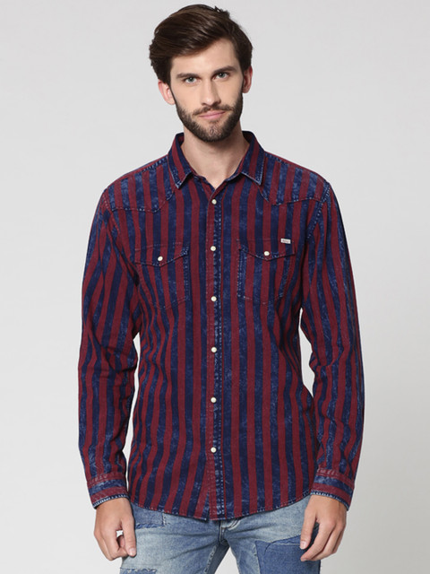 

Jack & Jones Men Maroon & Navy Regular Fit Striped Casual Shirt