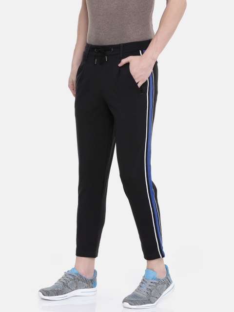 

Jack & Jones Men Black Slim Fit Solid Casual Cropped Trousers