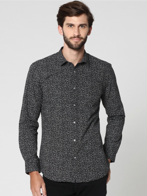 

Jack & Jones Men Black & White Slim Fit Printed Casual Shirt