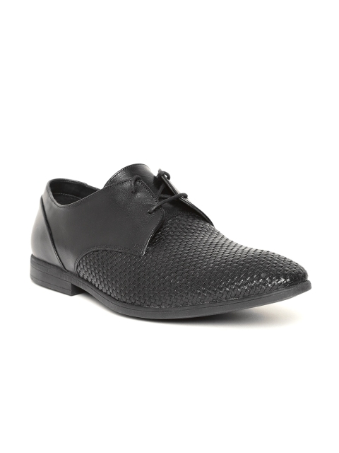 

Clarks Men Black Basket Weave Textured Leather Semiformal Derbys