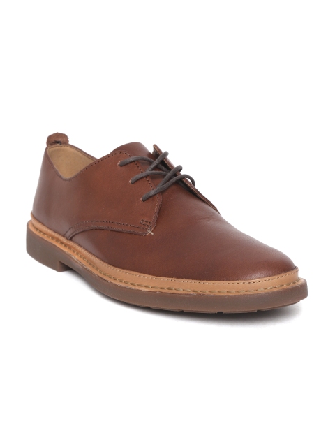 

Clarks Men Brown Solid Leather Derbys