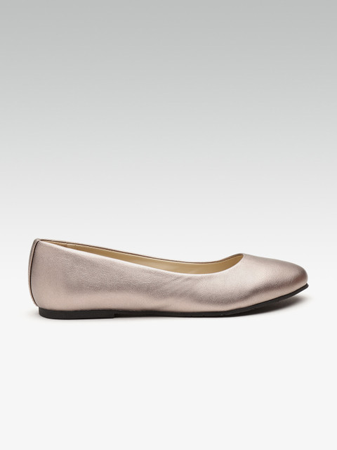 

Carlton London Women Gunmetal-Toned Solid Ballerinas, Metallic