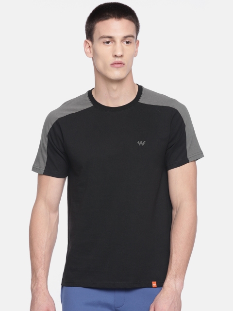 

Wildcraft Men Black Solid Round Neck Pure Cotton T-shirt