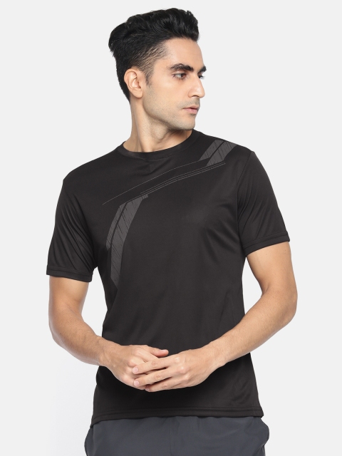 

Wildcraft Men Black Solid Round Neck T-shirt
