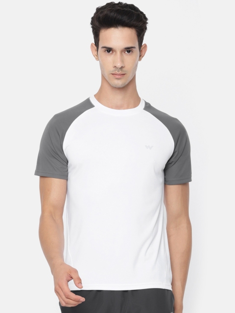 

Wildcraft Men White Solid Round Neck T-shirt