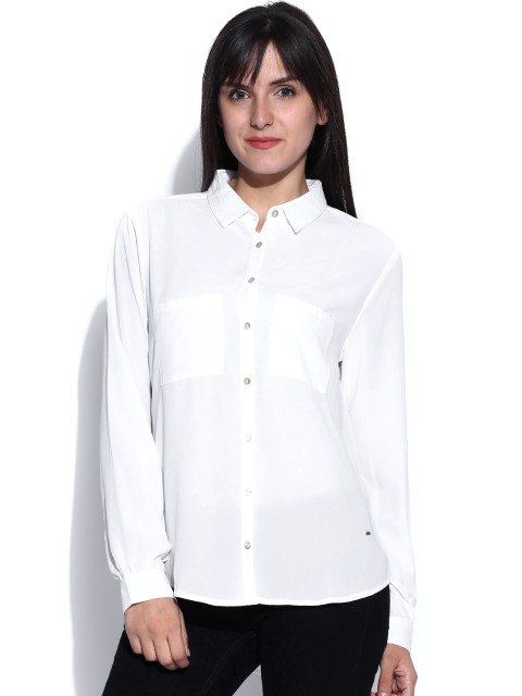 

Pepe Jeans White Casual Shirt
