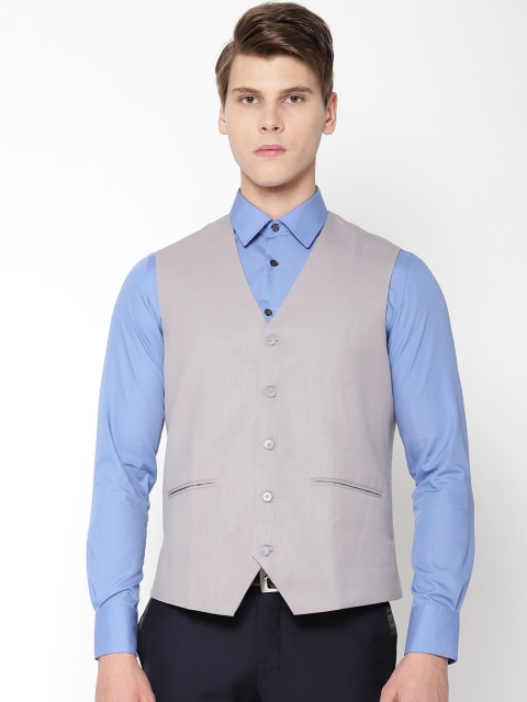 

Shaftesbury London Men Grey Solid Waistcoat