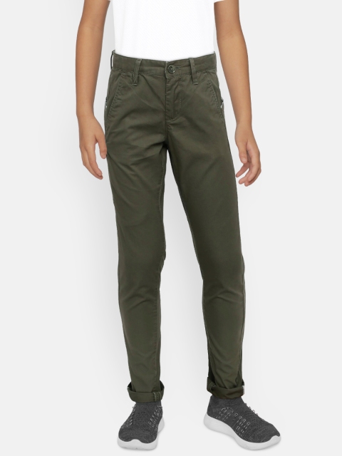 

Indian Terrain Boys Olive Green Solid Chinos