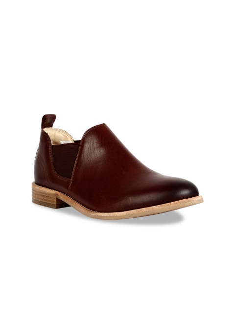 

Clarks Women Tan Slip-On Sneakers