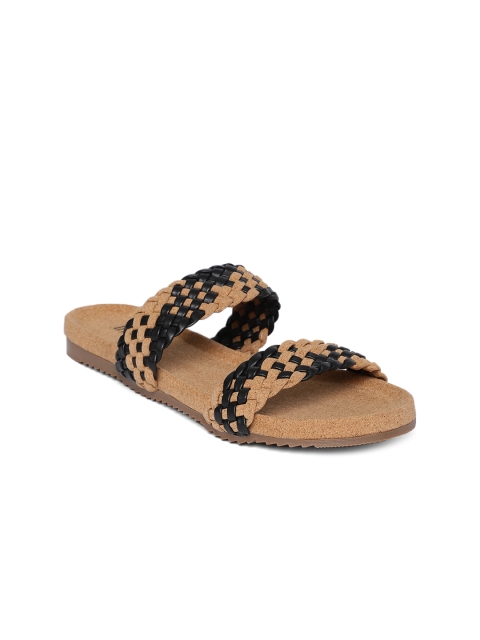 

Inc 5 Women Brown & Black Woven Design Open Toe Flats