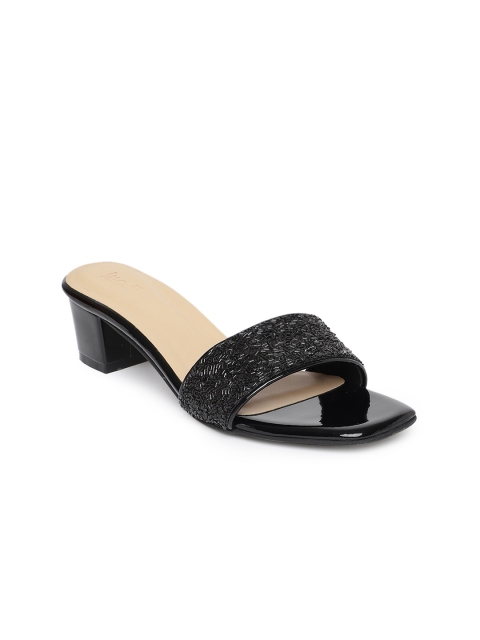 

Inc 5 Women Black Textured Sandals