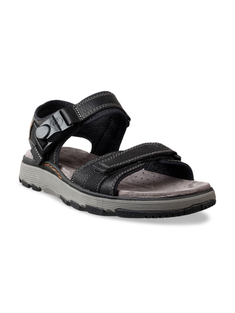 

Clarks Men Black Sandals