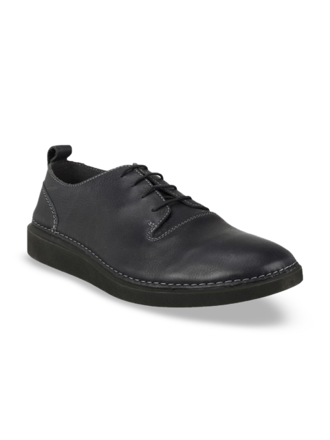 

Clarks Men Black Leather Sneakers