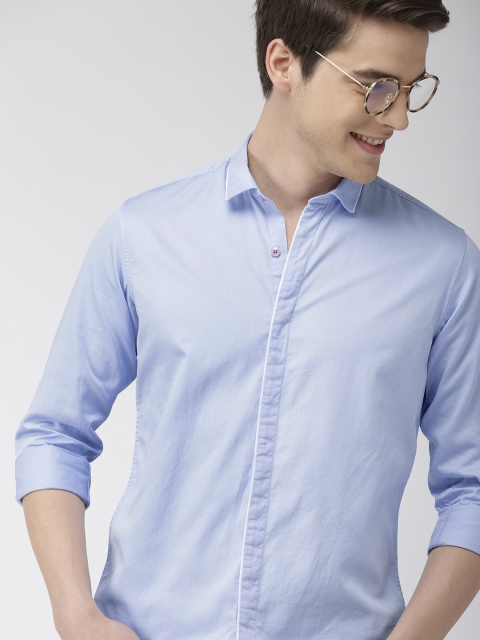 

Mast & Harbour Men Blue Regular Fit Solid Casual Shirt