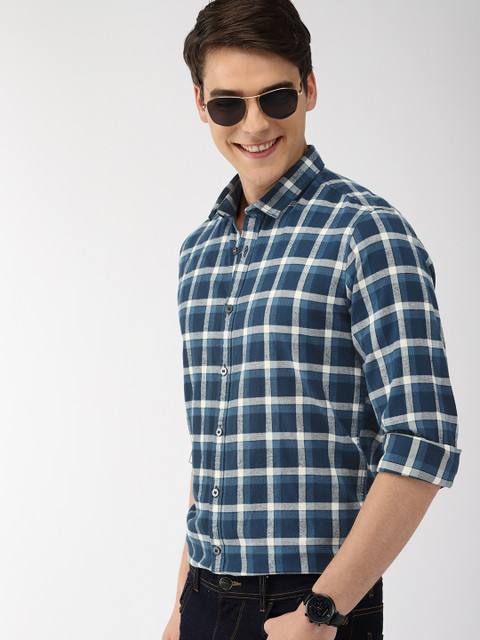 

Mast & Harbour Men Blue & Green Regular Fit Checked Casual Shirt