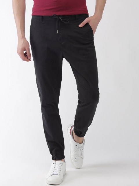

Mast & Harbour Men Black Regular Fit Solid Joggers