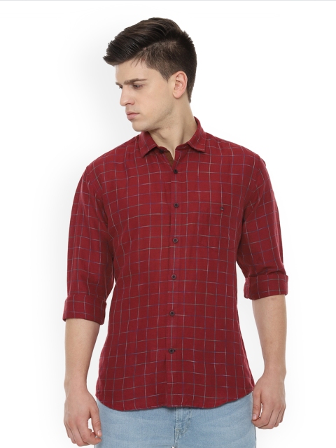 

Louis Philippe Sport Men Maroon Slim Fit Checked Casual Shirt