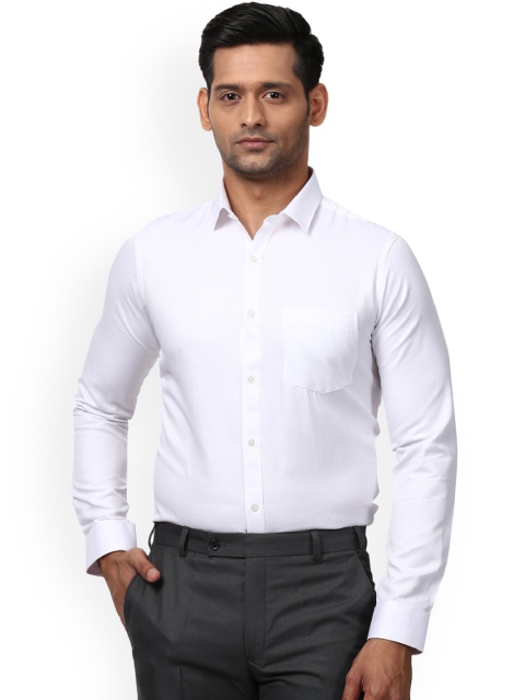 

Next Look Men White Slim Fit Solid Formal Shirt