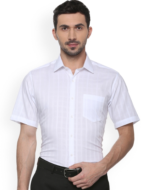 

Van Heusen Men White Regular Fit Checked Formal Shirt