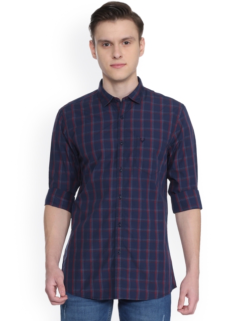 

Solly Jeans Co. Men Navy Blue & Red Regular Fit Checked Casual Shirt