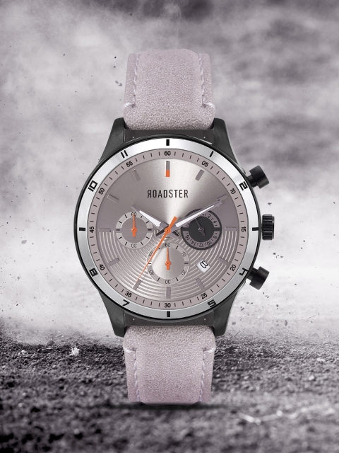 

Roadster Men Silver-Toned Chronograph Watch MFB-PN-PF-DK2610