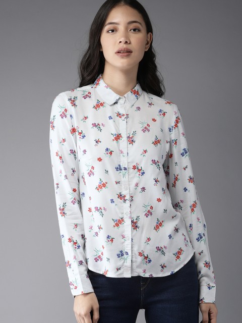 

HERE&NOW Women White & Rust Red Regular Fit Printed Casual Shirt