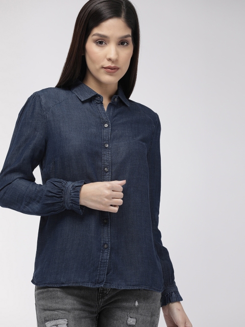 

Levis Women Blue Slim Fit Solid Casual Chambray Shirt