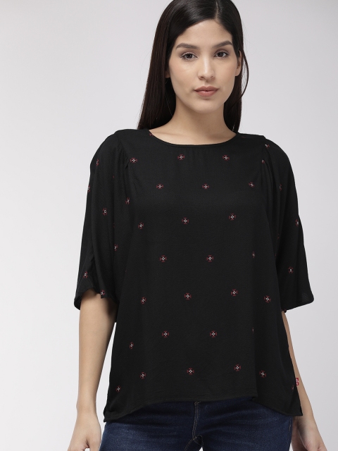

Levis Women Black Printed Top