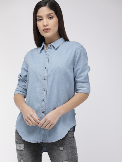 

Levis Women Blue Boyfriend Fit Solid Casual Shirt