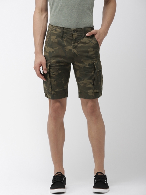 

Levis Men Olive Green Printed Slim Fit Regular Shorts