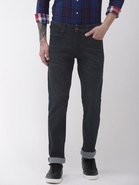 

Levis Men Navy Blue 511 Performance Slim Fit Mid-Rise Clean Look Stretchable Jeans