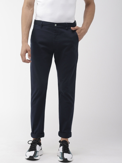 

Levis Men Navy Blue Solid 512 White Tab Slim Tapered Fit Chinos