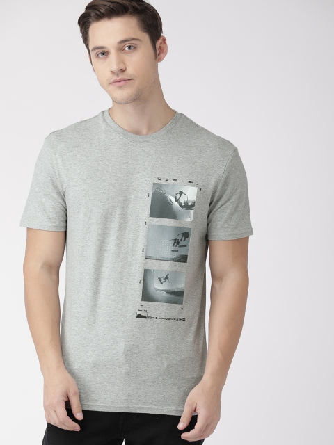 

Levis Men Grey Graphic Printed Round Neck T-shirt