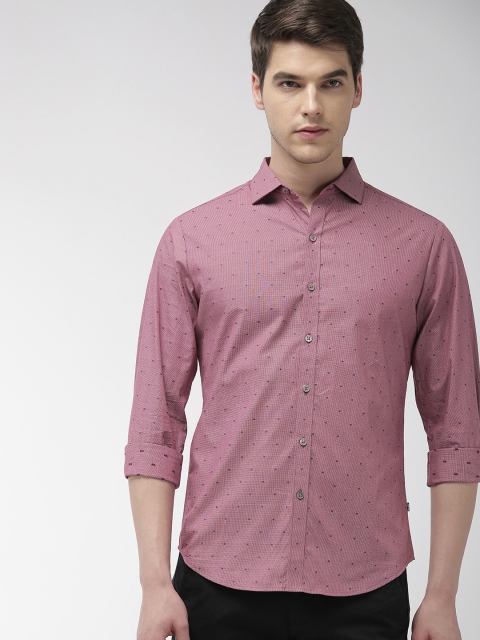 

Levis Men Red Slim Fit Printed Casual Shirt