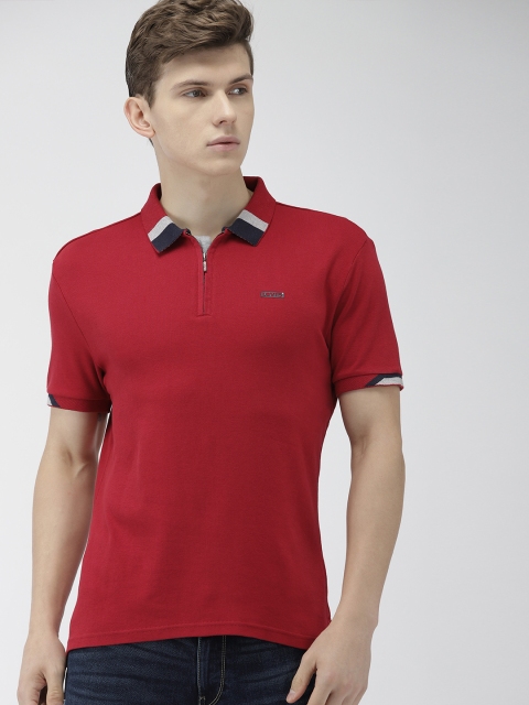 

Levis Men Red Solid Slim Fit Polo Collar T-shirt