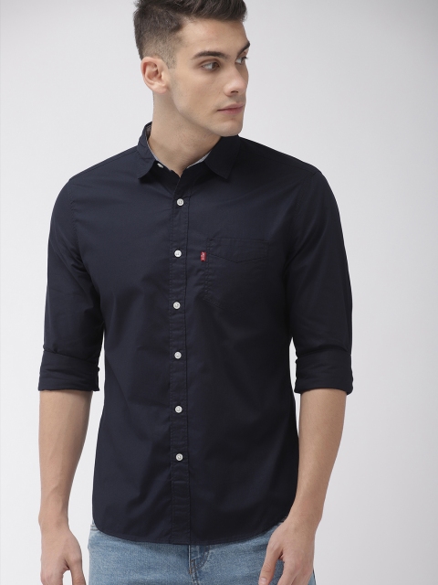 

Levis Men Navy Blue Slim Fit Solid Casual Shirt