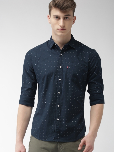 

Levis Men Navy Slim Fit Printed Casual Shirt, Navy blue