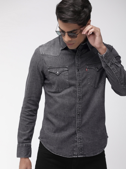 

Levis Men Black Slim Fit Solid Casual Shirt