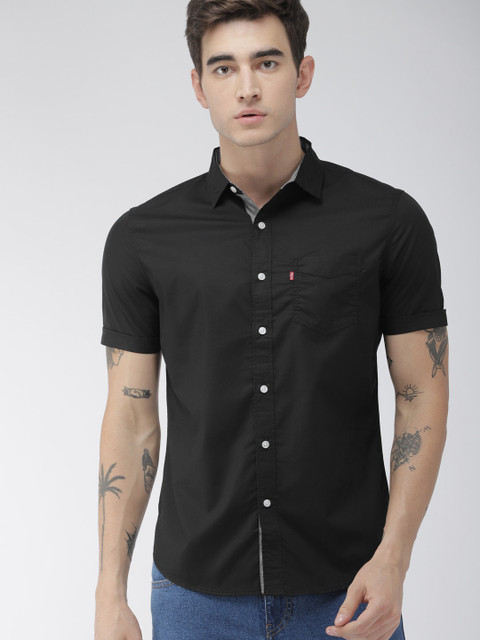 

Levis Men Black Slim Fit Solid Casual Shirt