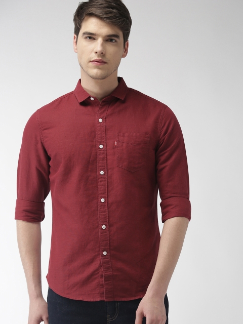 

Levis Men Red Slim Fit Solid Sunset Casual Linen Shirt