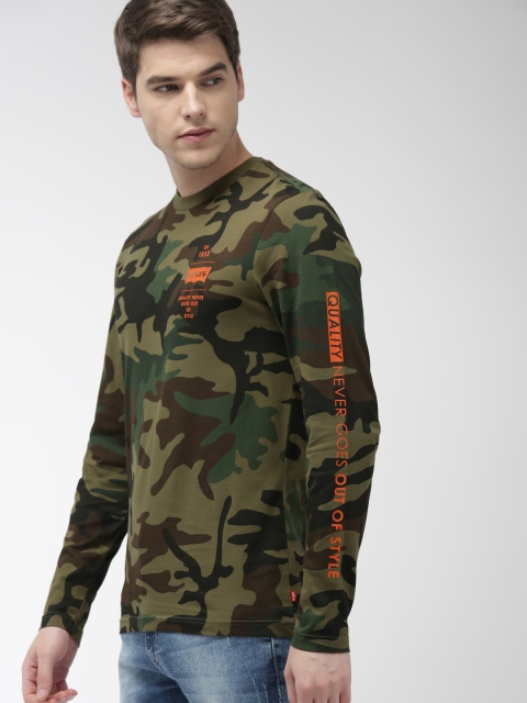 

Levis Men Olive Green Printed Round Neck Camouflage Pure Cotton T-shirt