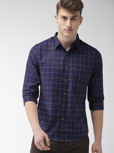 

Levis Men Blue & Yellow Slim Fit Checked Casual Shirt